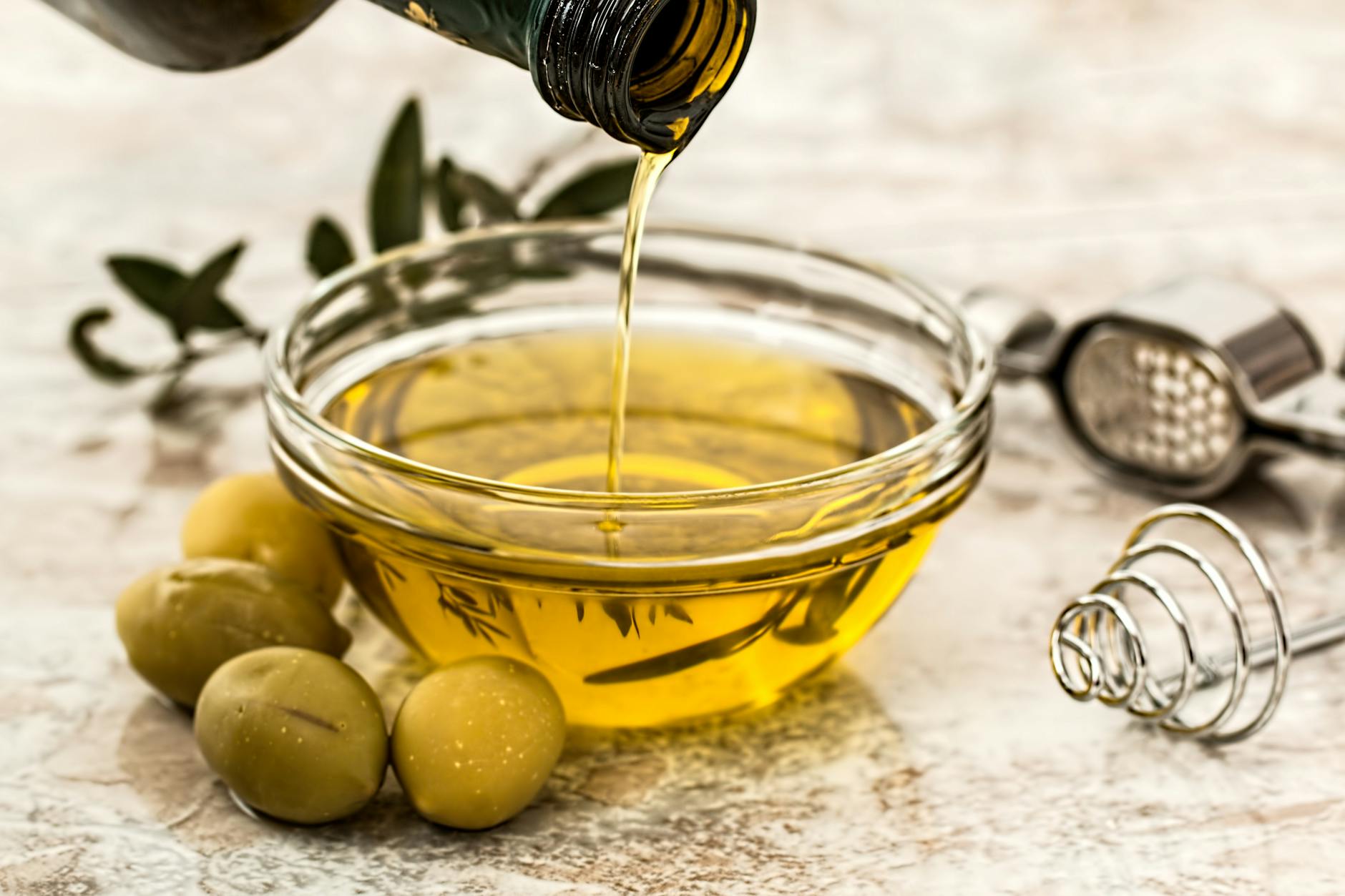 One type of olive oil has a surprising effect on brainpower during aging